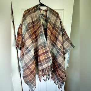 Plaid winter shawl